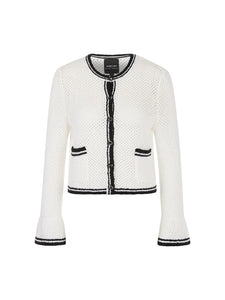 Kurze Jacke in Deutschland gestrickt