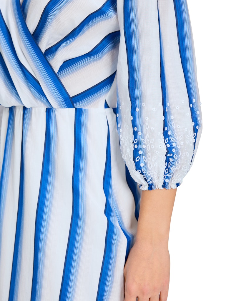 Kleid in Wickel-Optik