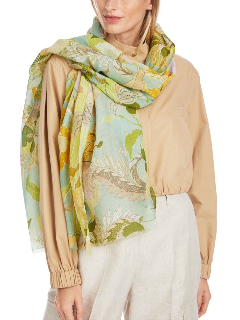 Duftiger Schal mit Blatt-Motiv allover