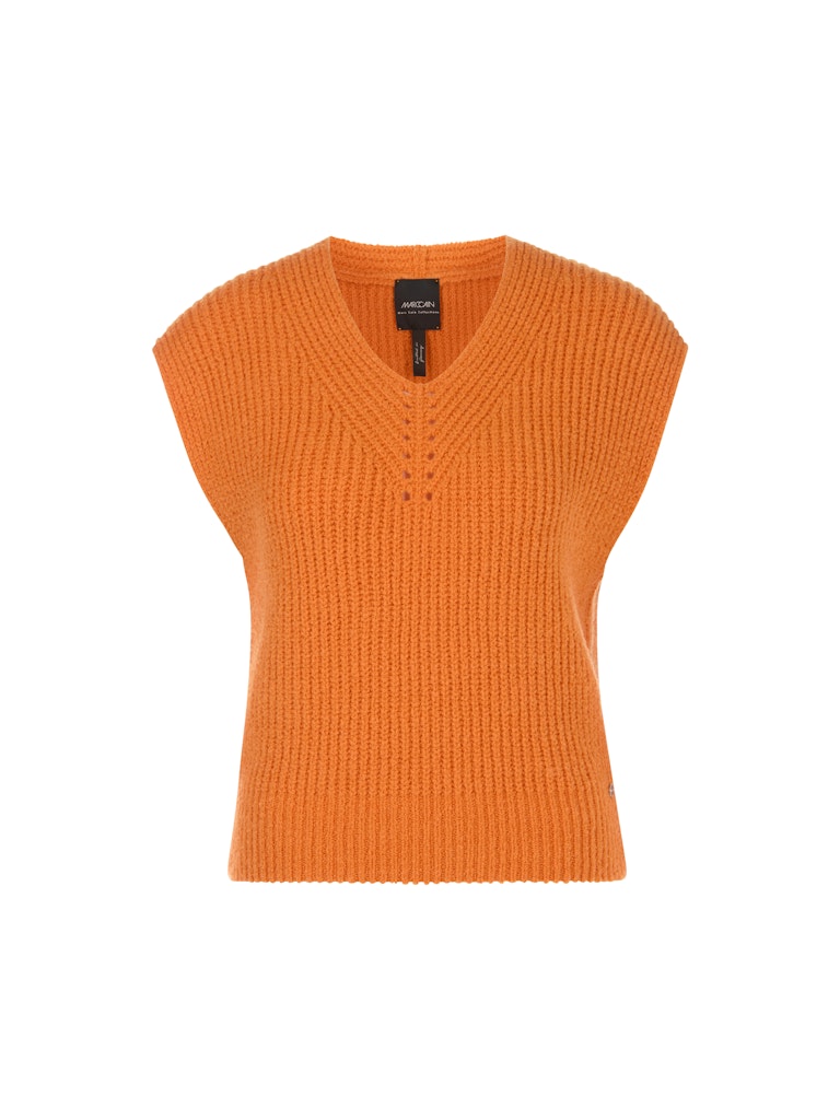 Pullunder Knitted in Germany