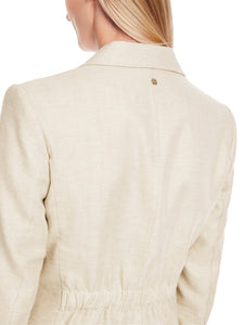 Körpernaher Blazer im Utility-Stil