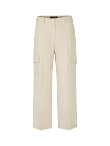 Modell WUKARI - Hose mit High Waist