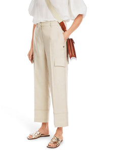 Modell WUKARI - Hose mit High Waist