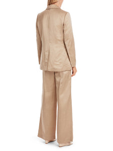 Körpernaher Blazer in Satin
