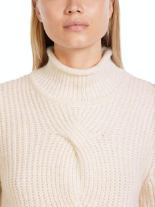 Zopfpulli Knitted in Germany