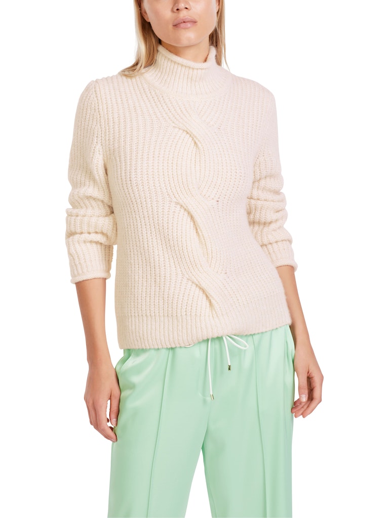 Zopfpulli Knitted in Germany