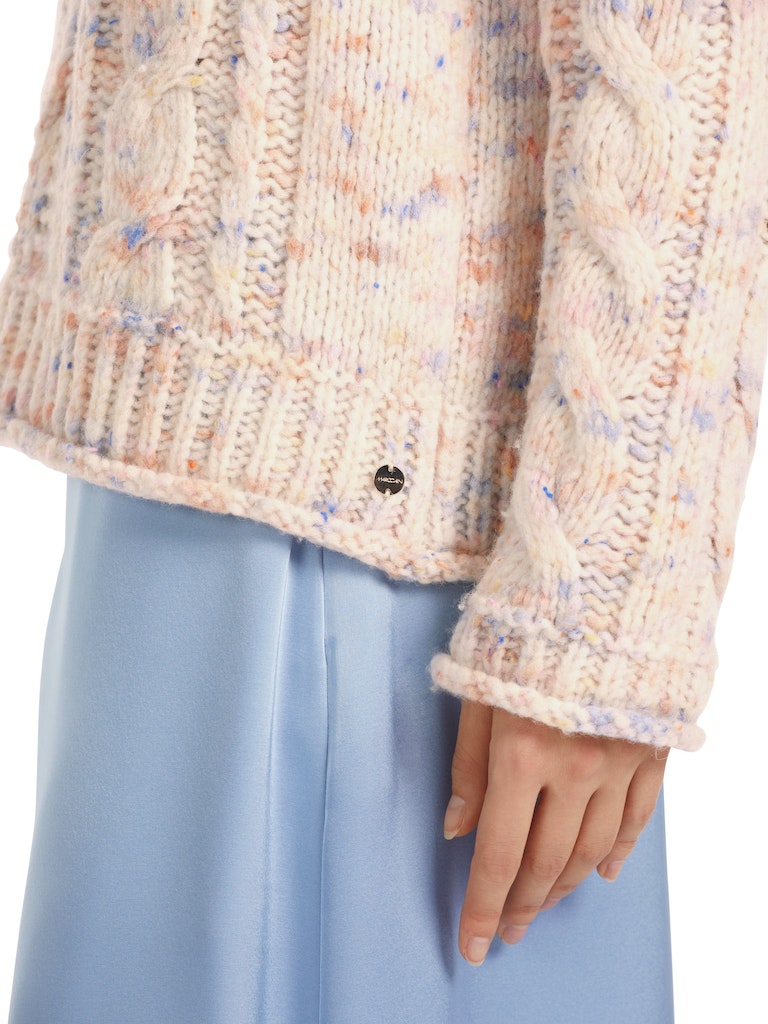 Zopfmuster-Pulli Knitted in Germany