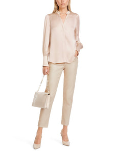 Elegante Seidenbluse mit Stehkragen