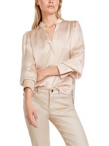 Elegante Seidenbluse mit Stehkragen