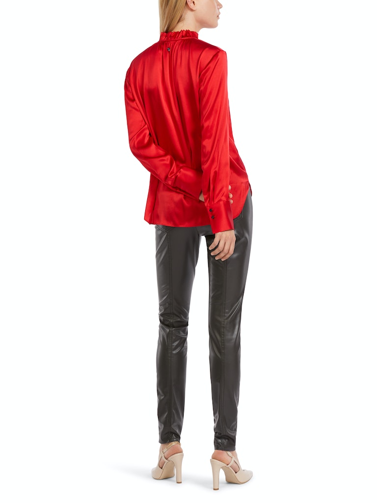 Seidenbluse mit Rüschen und Volant