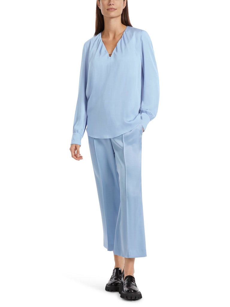 Legere Bluse mit V-Neck