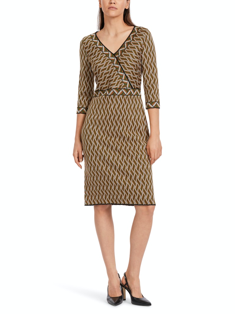Kurzes Kleid in Deutschland gestrickt