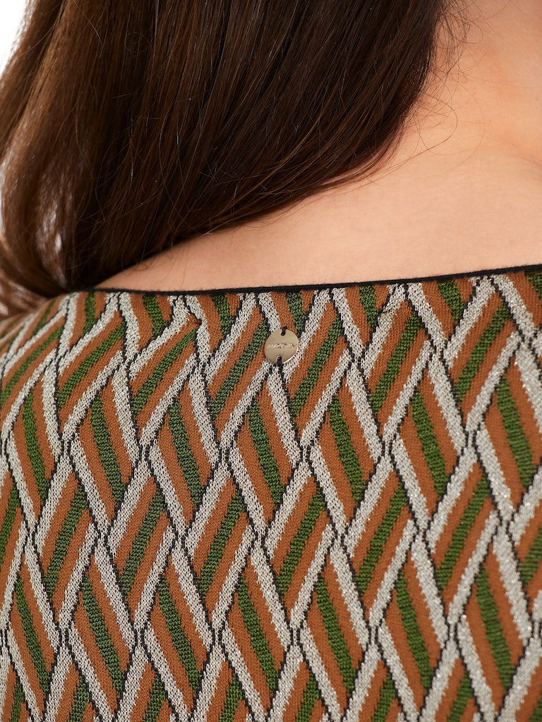 Kurzes Kleid in Deutschland gestrickt