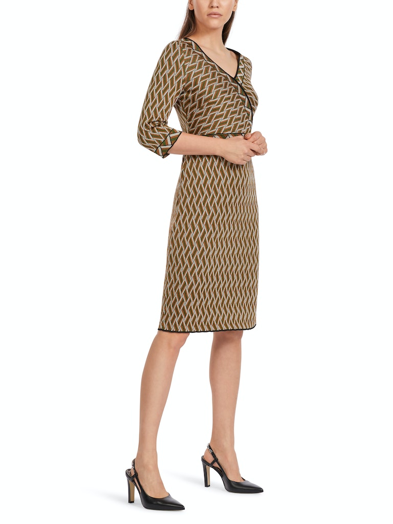 Kurzes Kleid in Deutschland gestrickt