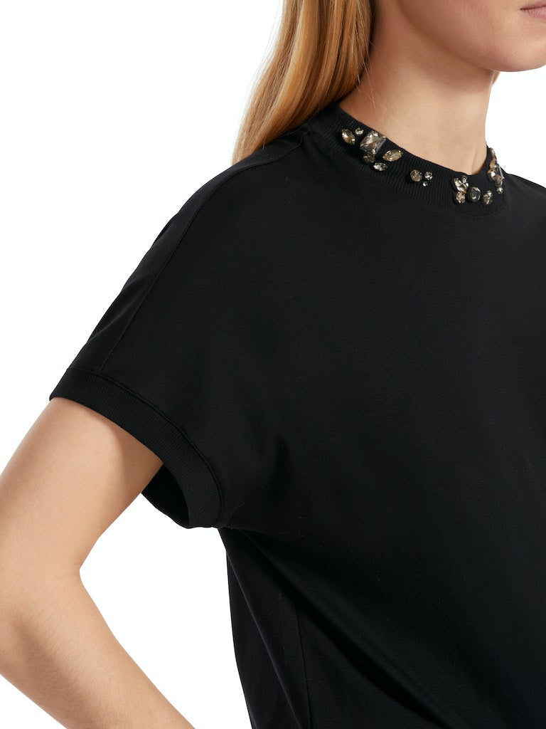 T-Shirt mit perlenbesetztem Kragen