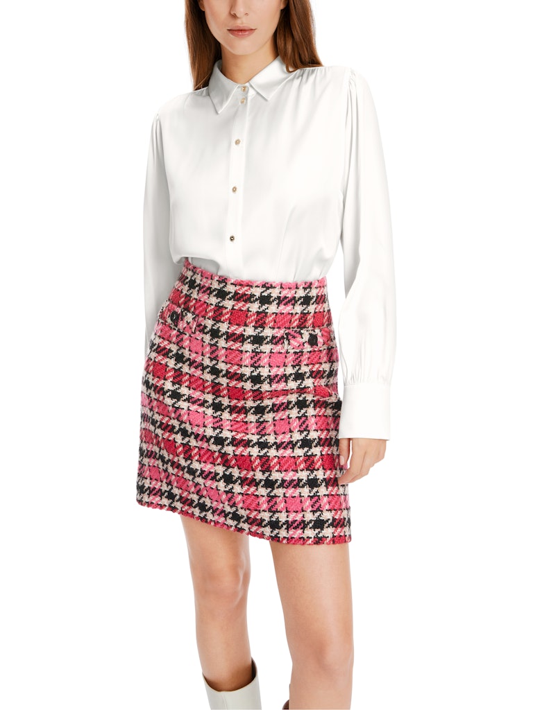 Feminine Hemdbluse mit Kimono-Ärmel
