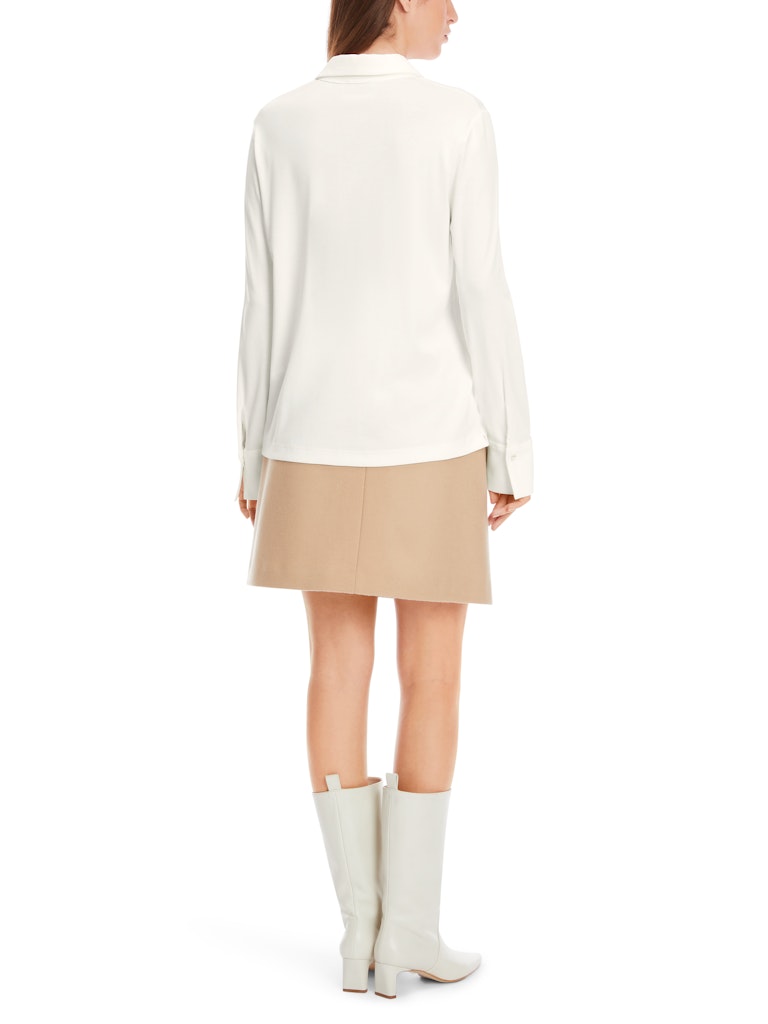 Hemdbluse mit überschnittener Schulter