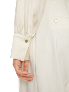 Feminine Hemdbluse mit Kimono-Ärmel