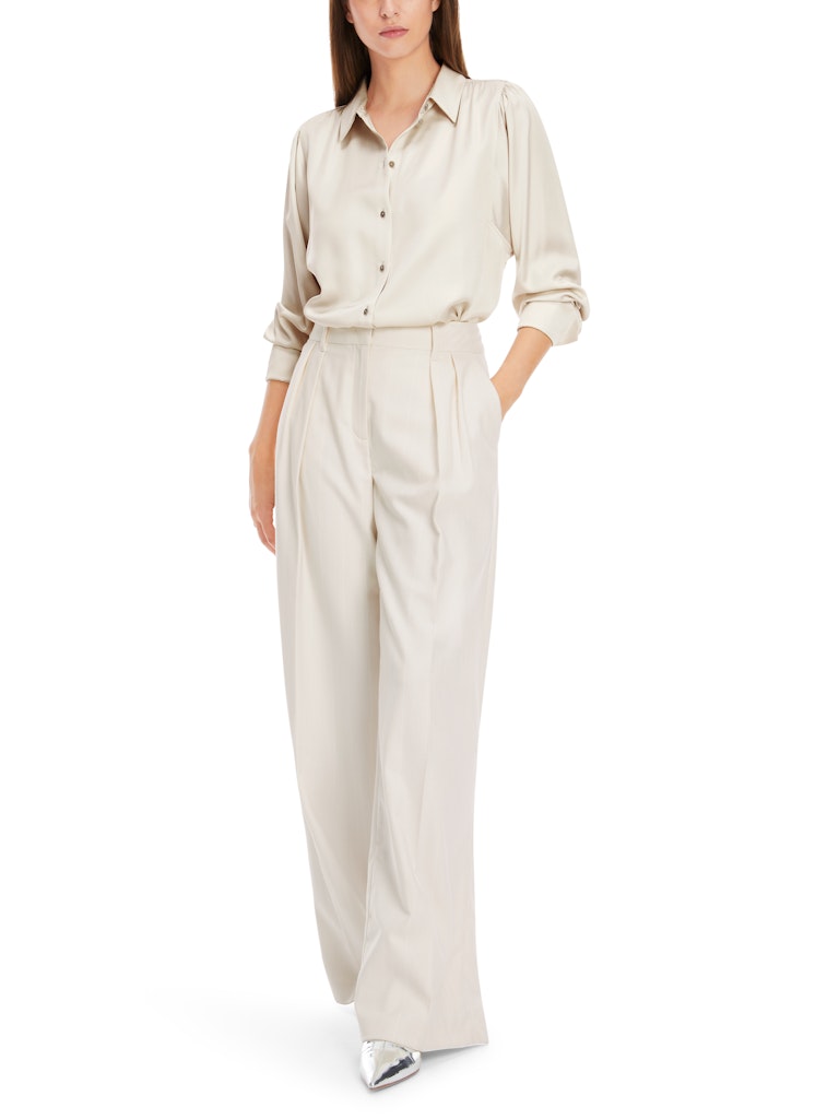 Feminine Hemdbluse mit Kimono-Ärmel