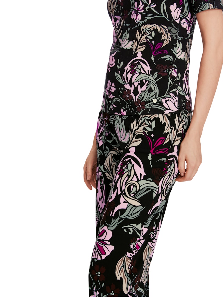 T-Shirt im floralen Dessin
