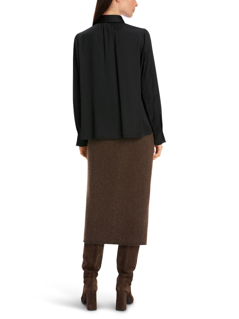 Feminine Hemdbluse mit Kimono-Ärmel