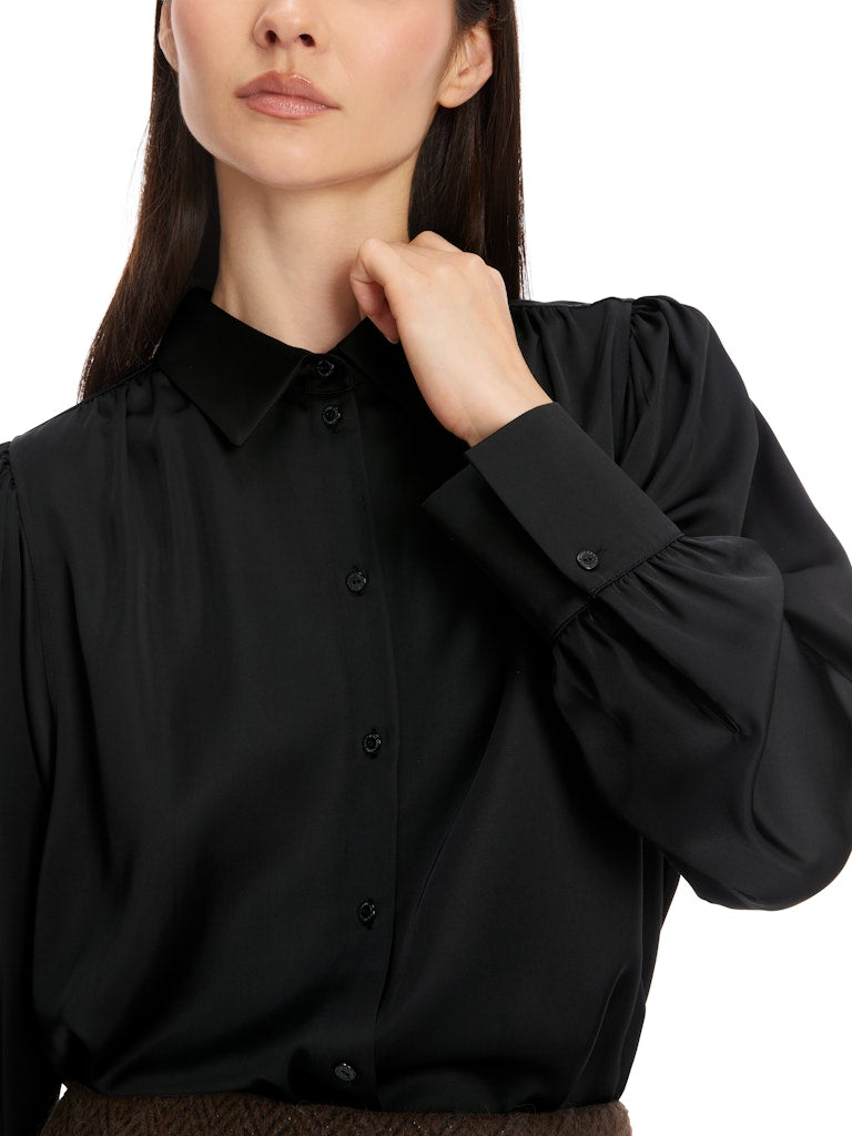 Feminine Hemdbluse mit Kimono-Ärmel