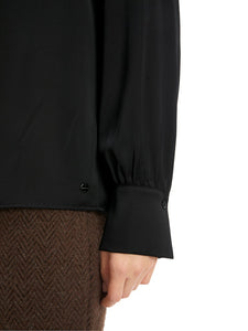 Feminine Hemdbluse mit Kimono-Ärmel