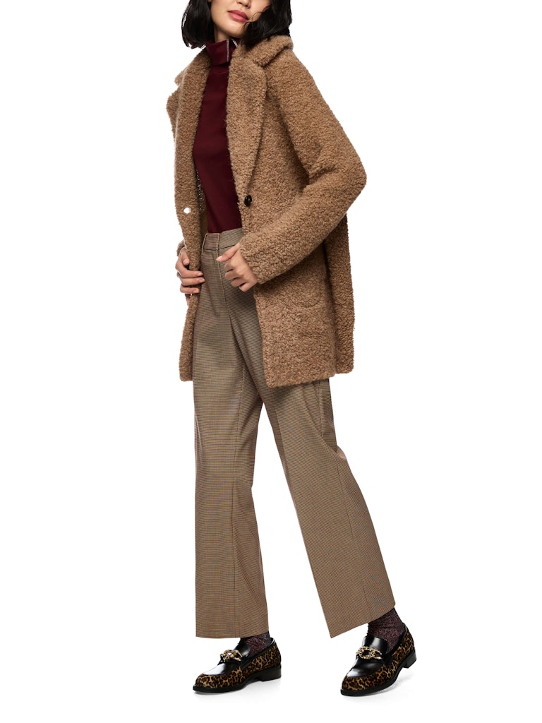 Bouclé-Kurzmantel Knitted in Germany