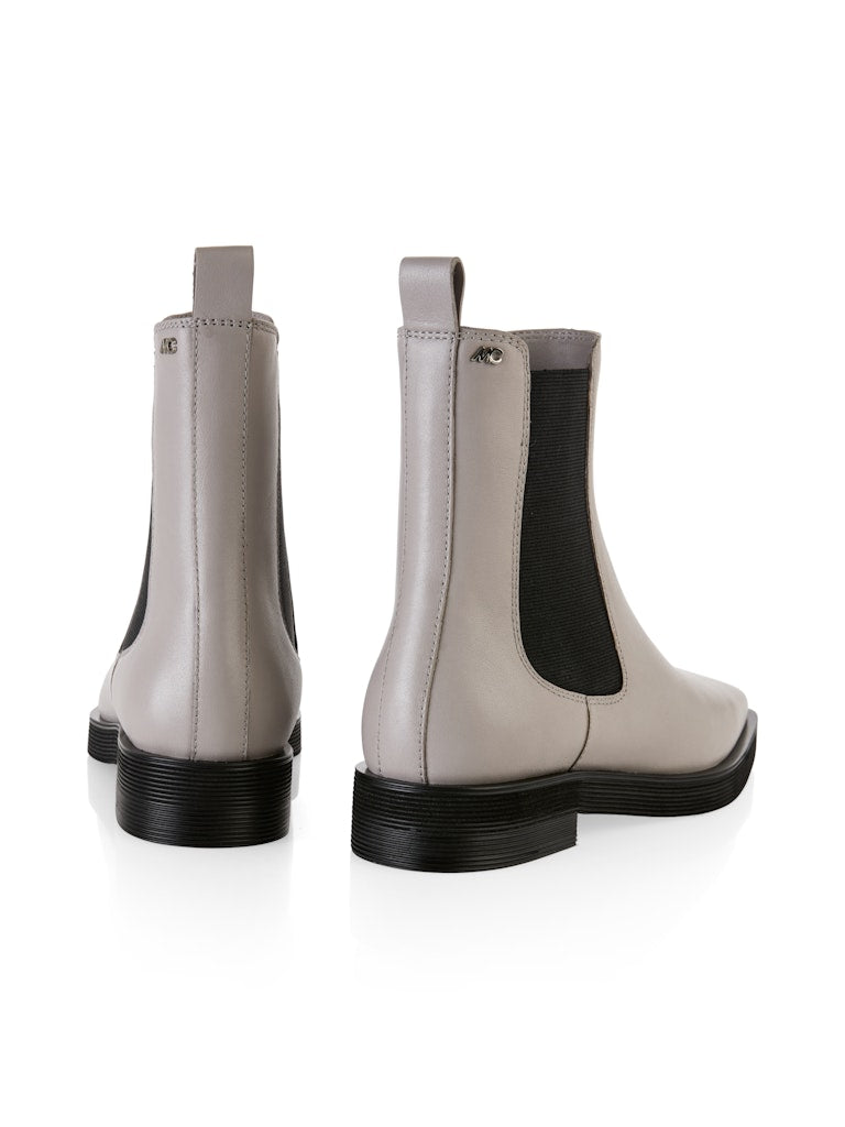 Chelsea Stiefelette aus Kalbleder