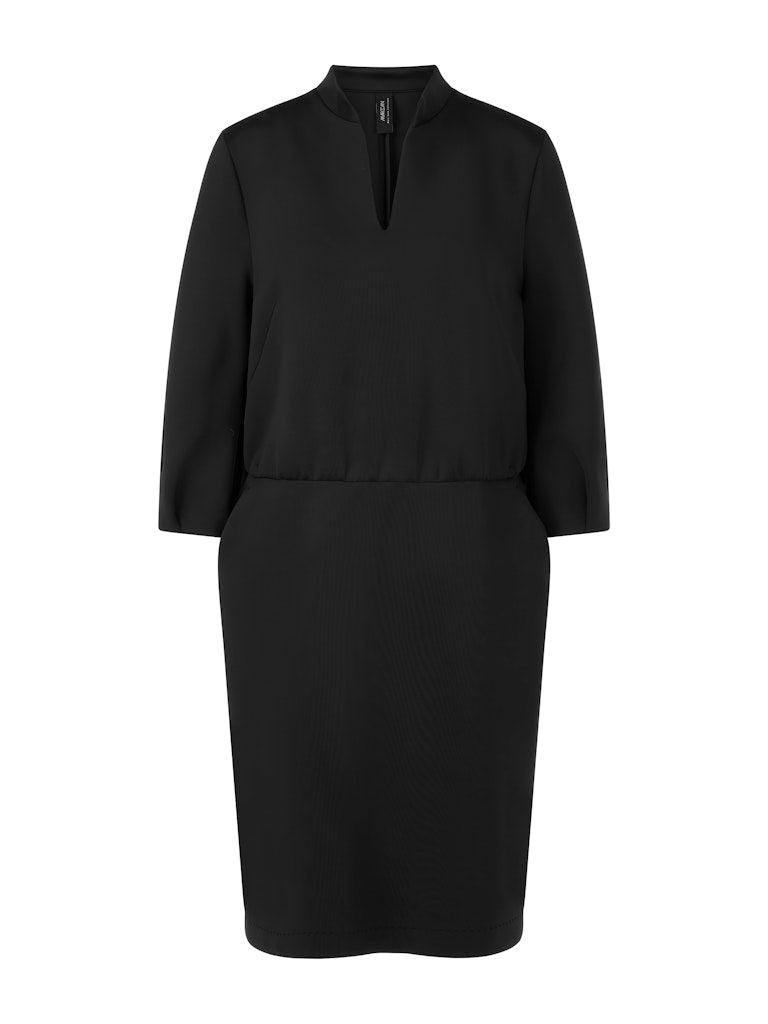 Schickes Scuba-Kleid