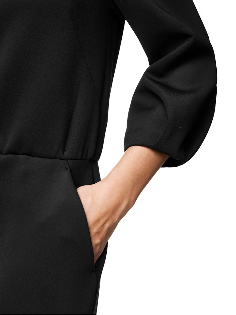 Schickes Scuba-Kleid