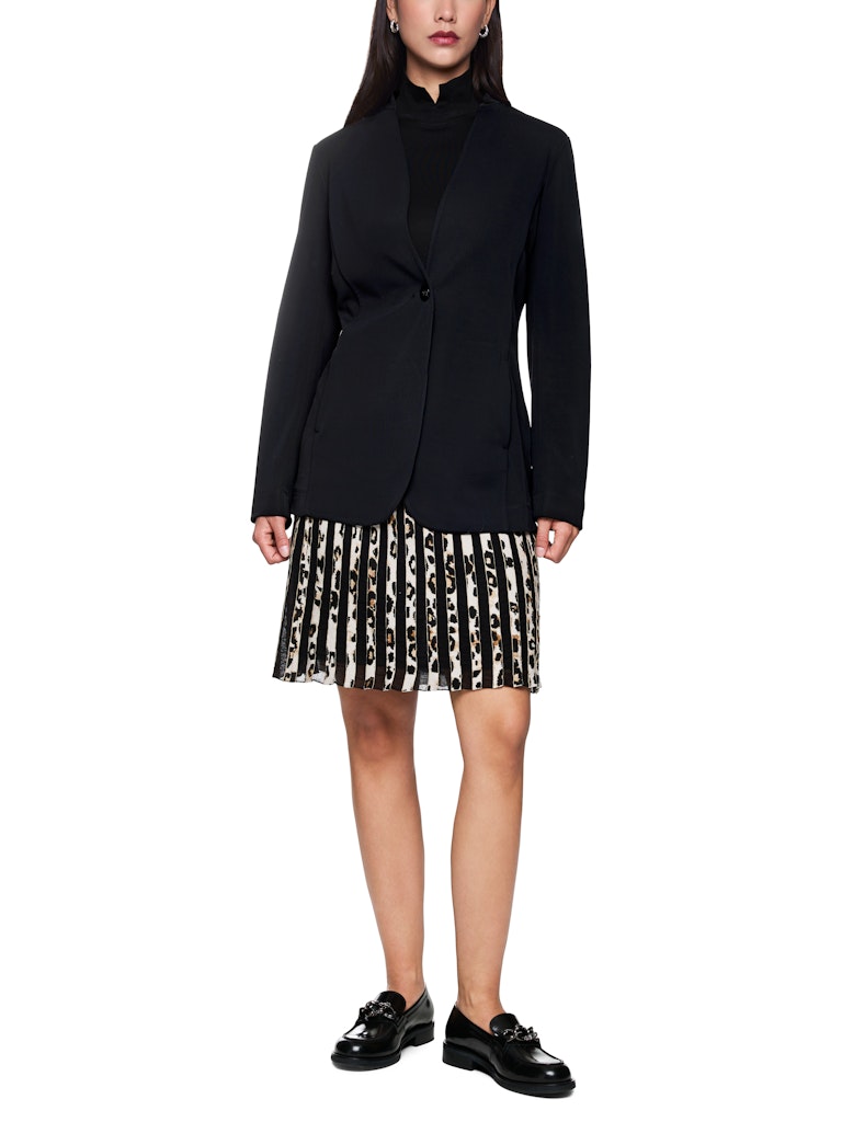 Leicht taillierter Blazer