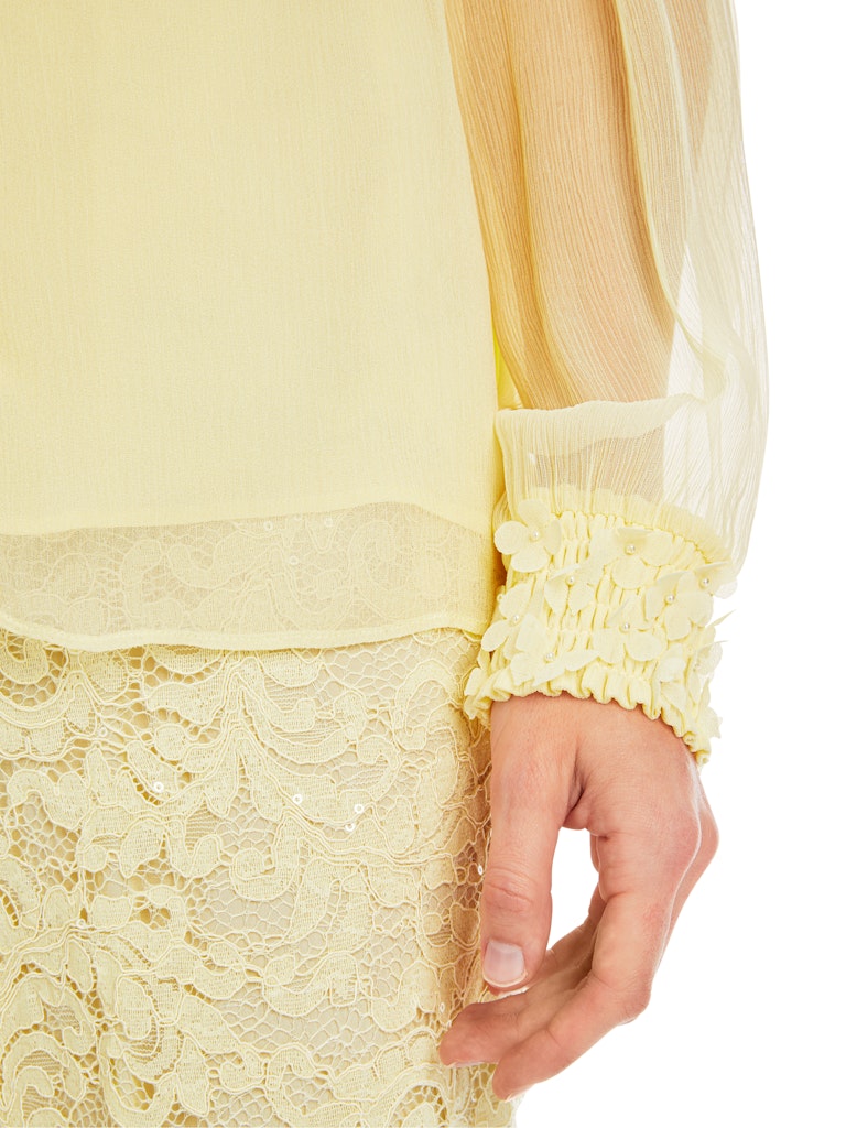 Hemdbluse aus zartem Viskose-Crêpe