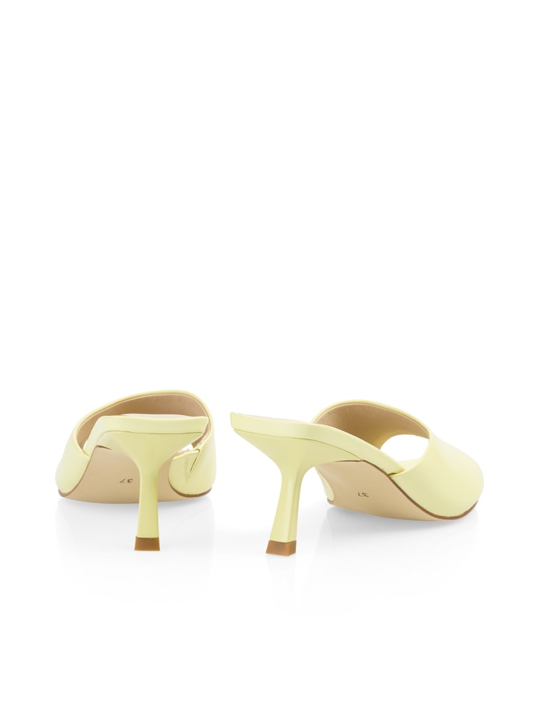 Pantolette mit Kitten Heels