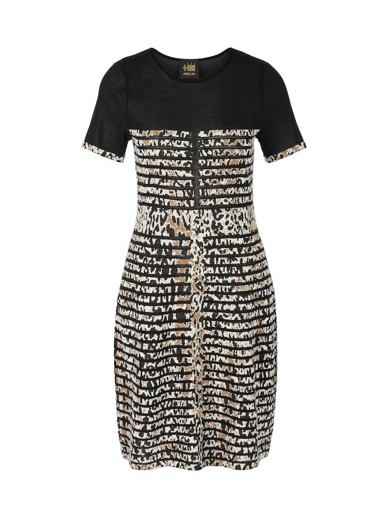 Kleid Knitted in Germany