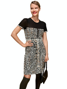 Kleid Knitted in Germany