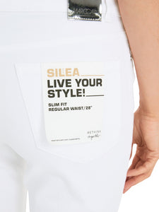 Jeans Modell SILEA "Rethink Together"