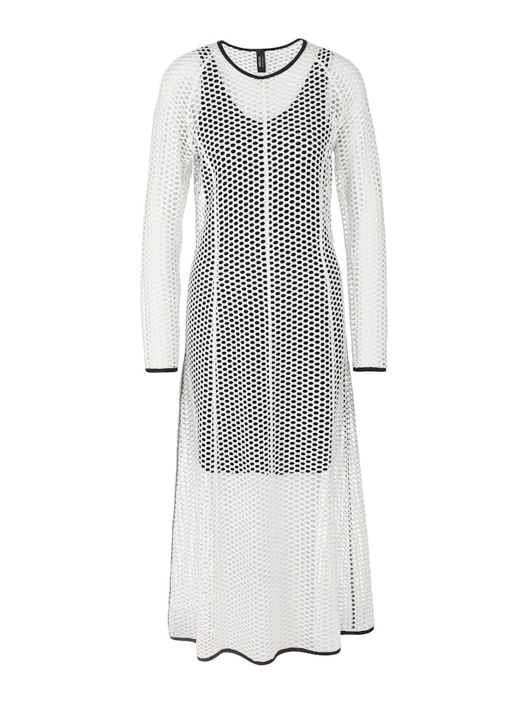 Langes Kleid in Netz
