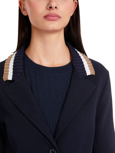 Körpernaher Jerseyblazer