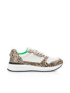Sneaker mit Leo-Print