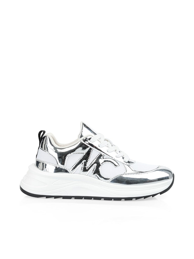 Chunky Sneakers mit Details in Lack