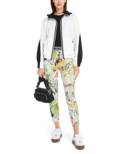 Sportive Jacke mit Kapuze und Zipp