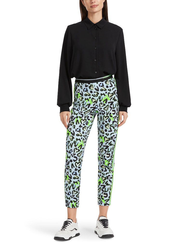 Schmale Hose SOFIA mit Allover-Print