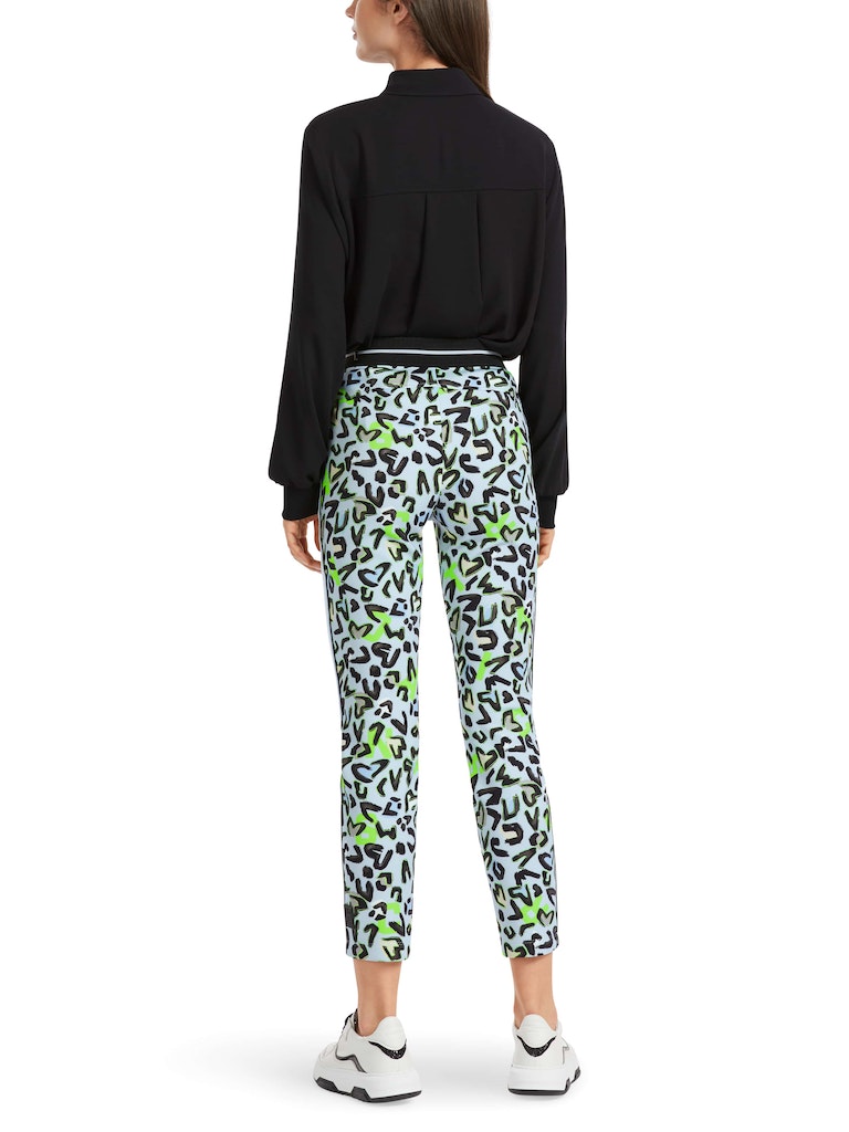 Schmale Hose SOFIA mit Allover-Print
