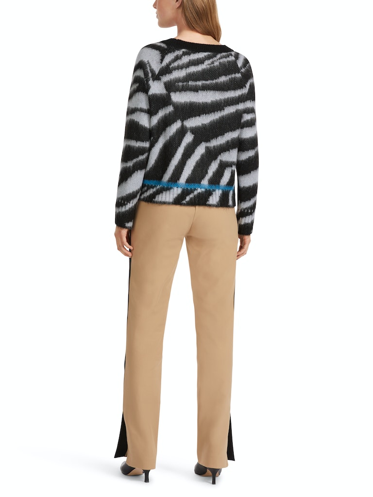 Gemusterter Sweater Knitted in Germany