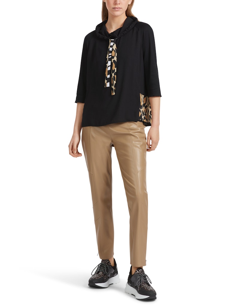 Raglanbluse mit cooler Kragenlösung