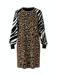 Kurzes Kleid mit Tierfell-Print