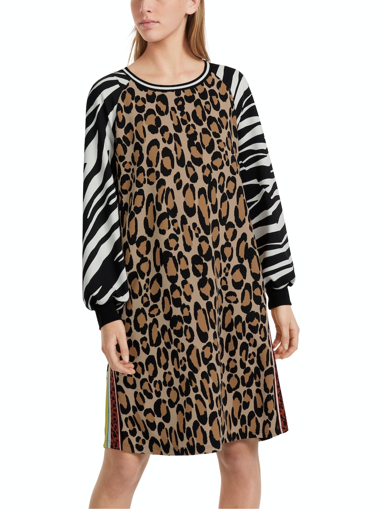 Kurzes Kleid mit Tierfell-Print