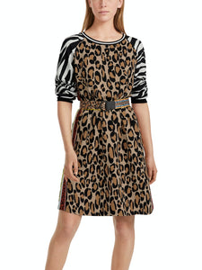 Kurzes Kleid mit Tierfell-Print