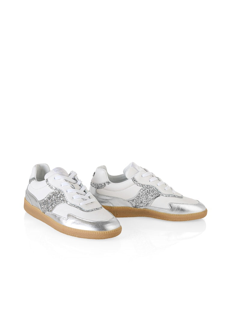 Sneaker mit Glitzer